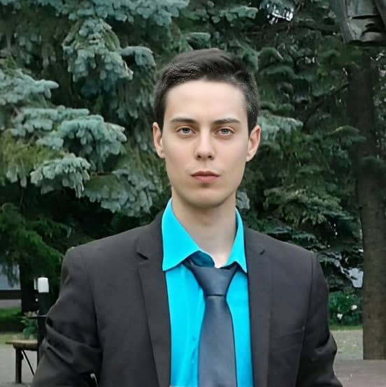 Сергей Тимофеев, веб-разработчик и преподаватель
									в школе IT-ПАРК