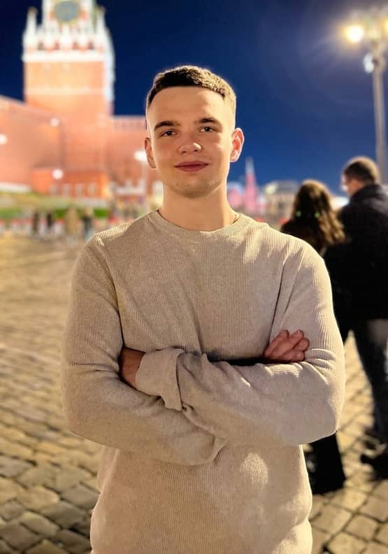Картинка преподавателя Ивана Березуцкого